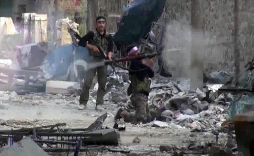 Bewaffnete Rebellen in der syrischen Stadt Aleppo