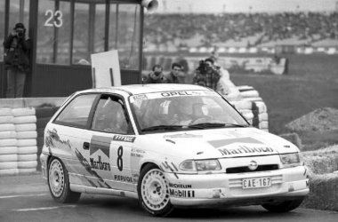 Bruno Thiry und Stéphane Prévot bei der Spanien Rallye - Astra GSI, Opel Team Belgium (2.11.93)