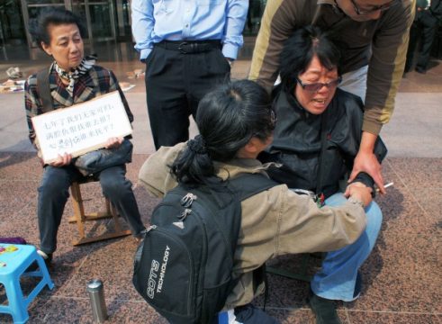 Protest gegen Zwangsräumungen in Peking (10. Mai 2010)