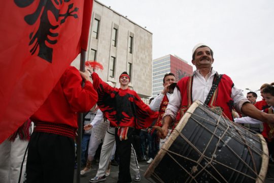Tirana: Albaner feiern Staatswerdung vor 100 Jahren