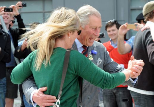 Ein Tänzchen gefällig? Prinz Charles in Christchurch