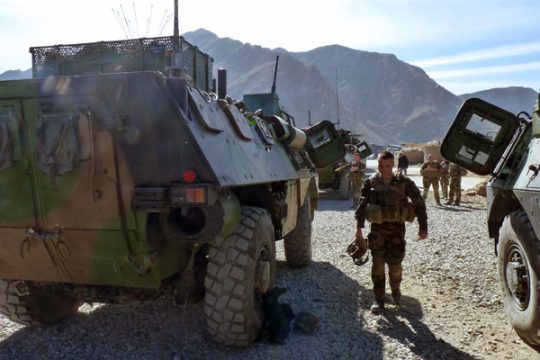 Frankreich beendet Kampfeinsatz in Afghanistan - Soldaten beim Umzug nach Kabul