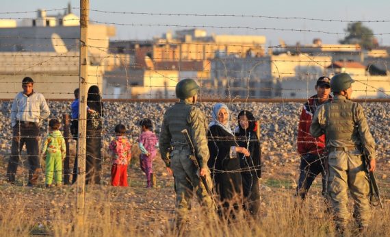Die türkisch-syrische Grenze bei Ceylanpinar