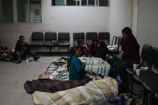 Nach dem Erdbeben in Guatemala: Menschen in Notunterkünften