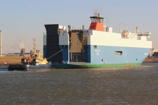 Autofrachter "Baltic Ace"