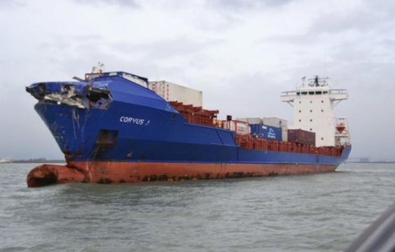 Der Frachter Corvus J