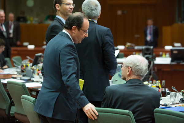 Frankreichs Präsident François Hollande mit Gipfelchef Herman Van Rompuy