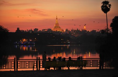 Myanmar feiert den Jahreswechsel zum ersten Mal - Foto: Ye Aung Thu (afp)