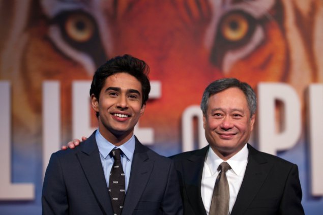 Hauptdarsteller Suraj Sharma, Regisseur Ang Lee und der Tiger
