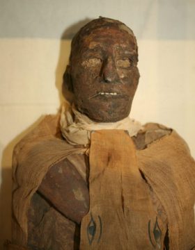 Mumie von Pharao Ramses III. im Ägyptischen Museum in Kairo (6. August 2006)
