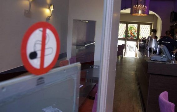Rauchverbot nicht eingehalten: Wirt droht saftiges Bußgeld