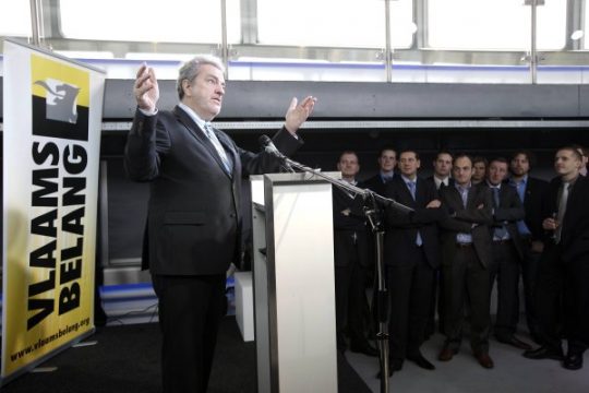 Gerolf Annemans bei seiner Neujahrsansprache