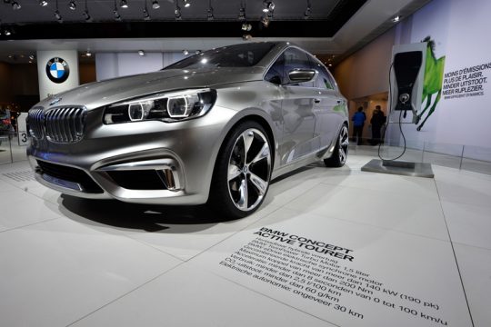 BMW hat 2012 über drei Prozent mehr Fahrzeuge verkauft