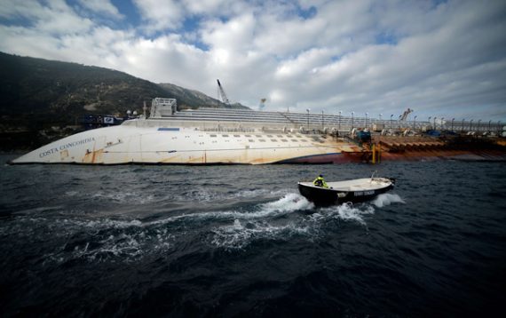 Costa Concordia: Reederei rechnet mit 300 Millionen Euro Bergungskosten