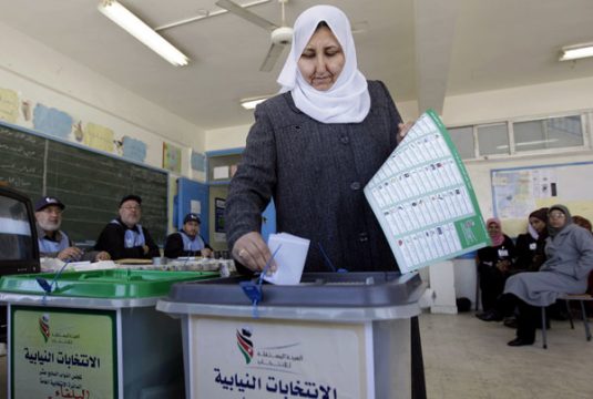 Jordanier wählen ein neues Parlament
