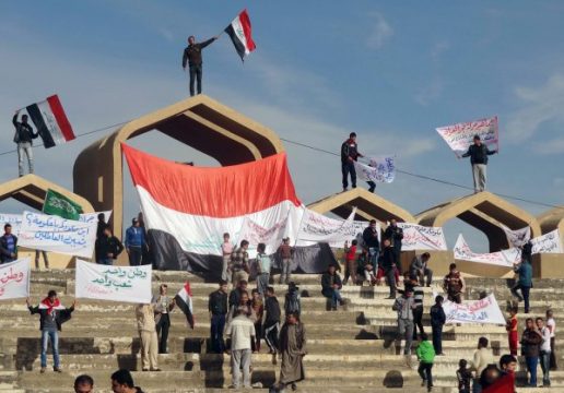 Demonstranten in Kirkuk (1.1.)