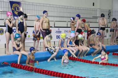 Schwimm-Marathon 2013: Eupen