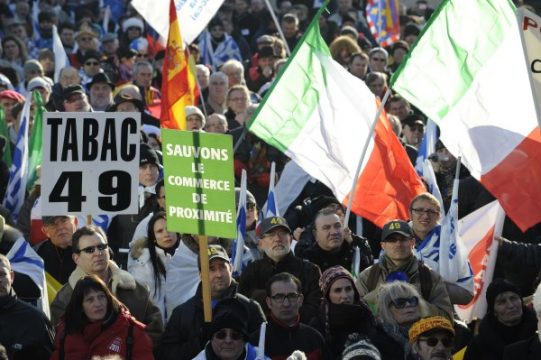 Protest gegen neue EU-Tabak-Richtlinie