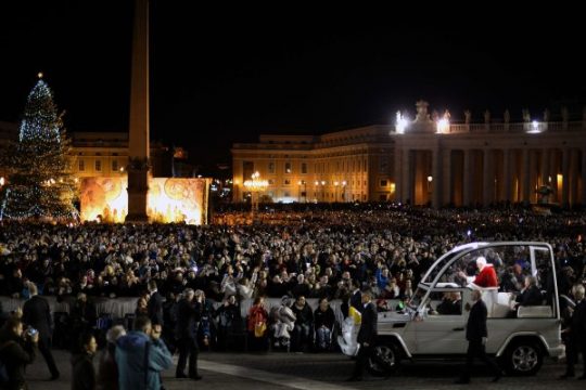 Ökumenisches Taizé-Treffen - Abendgebet mit Papst Benedikt XVI.