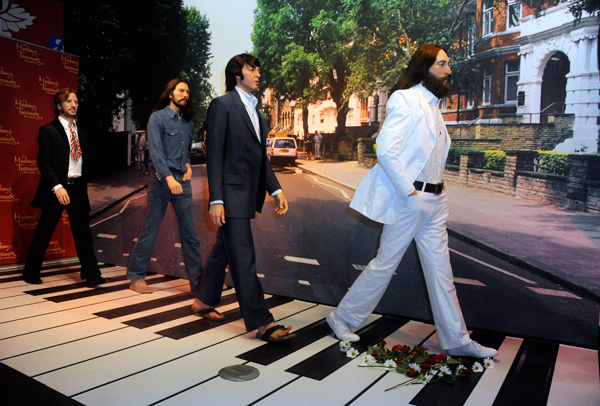George, Ringo, Paul und John in der Wachs-Version: das berühmte Abbey Road-Cover bei Madame Tussaud's in Hollywood