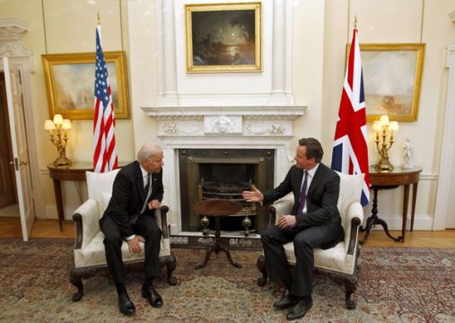 US-Vize-Präsident Joe Biden bei Großbritanniens Premier David Cameron