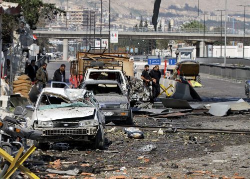 Damaskus nach Detonation mehrerer Autobomben