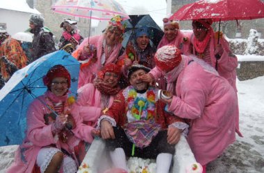 Möhnendonnerstag in Amel