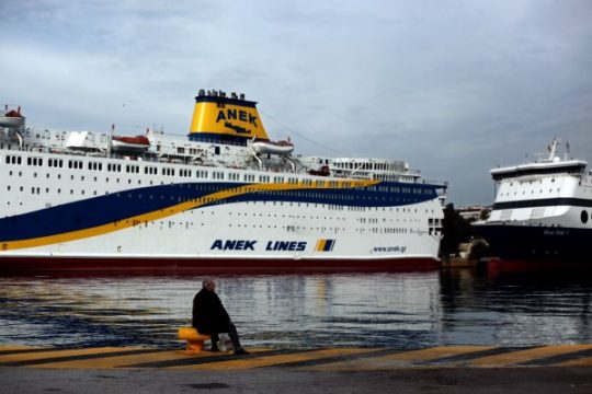 Auch am Montag läuft keine Fähre in Piräus raus (Bild vom 2.2.)