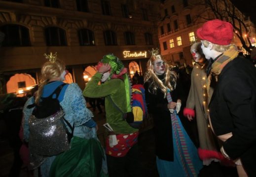 Demonstranten gegen den Wiener Ball der Rechten