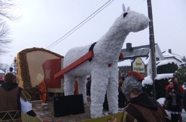 Rosenmontagszug in Bütgenbach