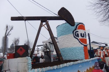 Rosenmontagszug in Bütgenbach