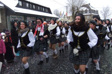 Rosenmontagszug in Bütgenbach