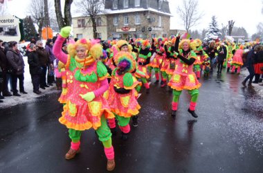 Rosenmontagszug in Bütgenbach