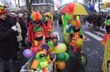 Rosenmontagszug in Bütgenbach