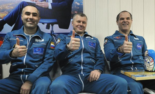 Jewgeni Tarelkin, Oleg Nowizki und Kevin Ford