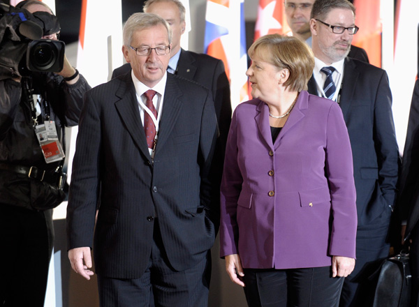 Jean-Claude Juncker fühlt sich Angela Merkel und der CDU verbunden (Cannes, 11/2011)