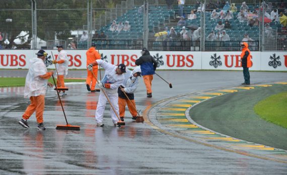 Formel 1-Auftakt mit Hindernissen: Melbourne-Quali fällt ins Wasser