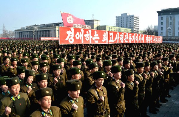 Nordkoreanische Armee versammelt sich in Pjöngjang (7.3.)