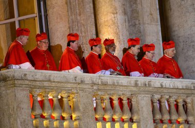 Die Kardinäle haben gewählt: Argentinischer Kardinal Bergoglio ist der neue Papst Franziskus I.
