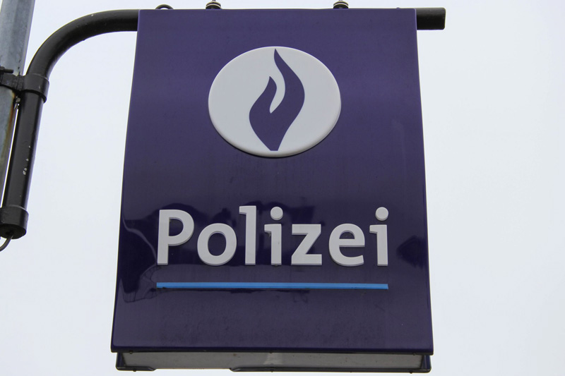Polizeischild in Eupen