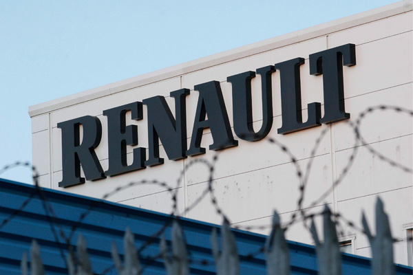 Renault-Mitarbeiter akzeptieren Sparplan