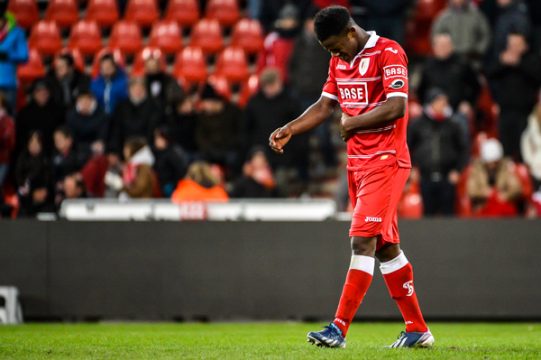 Standard Lüttich unterliegt Lokeren mit 0:2