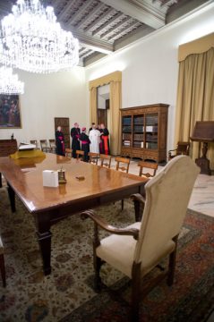 Papst Franziskus ist eingezogen