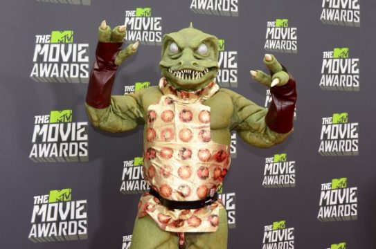 The Gorn, der Bösewicht des neuen "Star Trek" bei den MTV Movie Awards (14.4.)