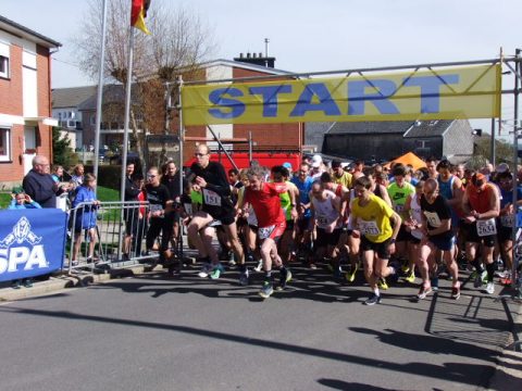 Start zum Hauptlauf über 12 Kilometer
