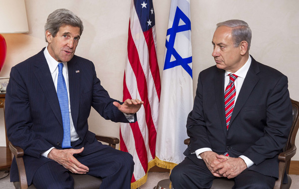 US-Außenminister John Kerry bei Isreals Premier Benjamin Netanjahu