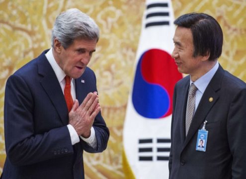 John Kerry mit seinem südkoreanischen Amtskollegen Yun Byong Se