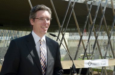 Eröffnung der Archäologischen Vitrine im Aachener Elisengarten - Oberbürgermeister Marcel Philipp