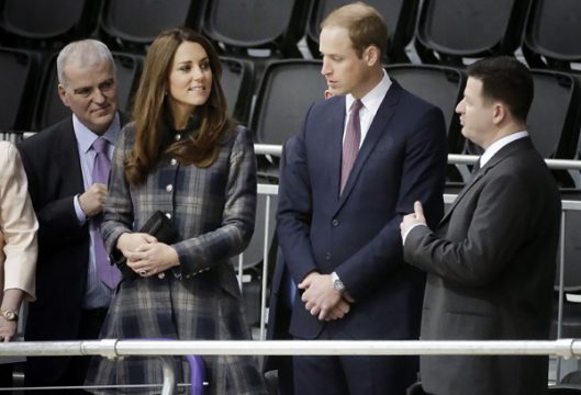 William und Catherine beim Besuch einer Sportarena in Glasgow