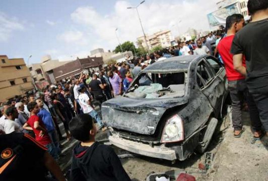 Terroranschlag vor Krankenhaus in Bengasi